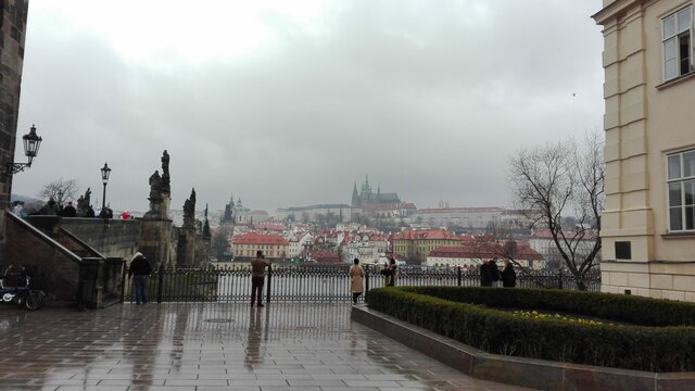 La seva primera composició