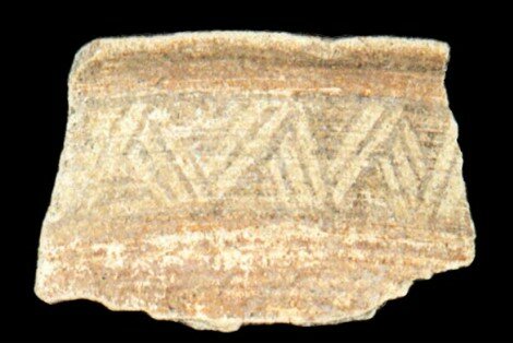 Fragmento de cerámica (geométrico temprano)