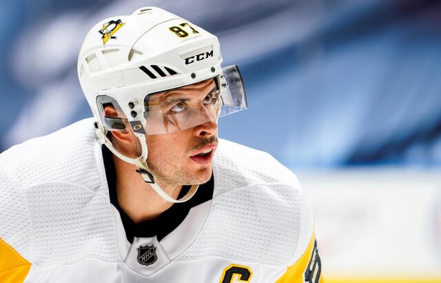 Helmetes become mandatory in the NHL