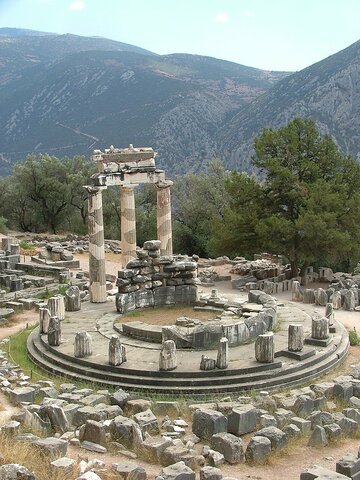 GRECIA. Tholos de Delfos