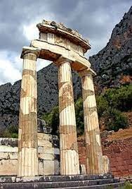 Tholos de Delfos (390 a.C.)