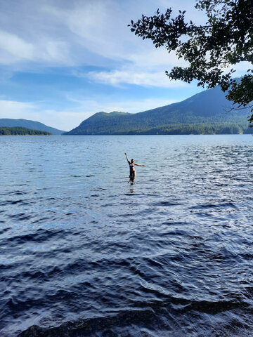 A whole month in the wild