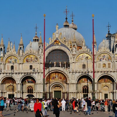 Timeline: Storia della Basilica di San Marco