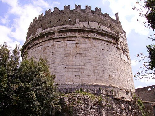 Mausoleo de Cecilia Metela.