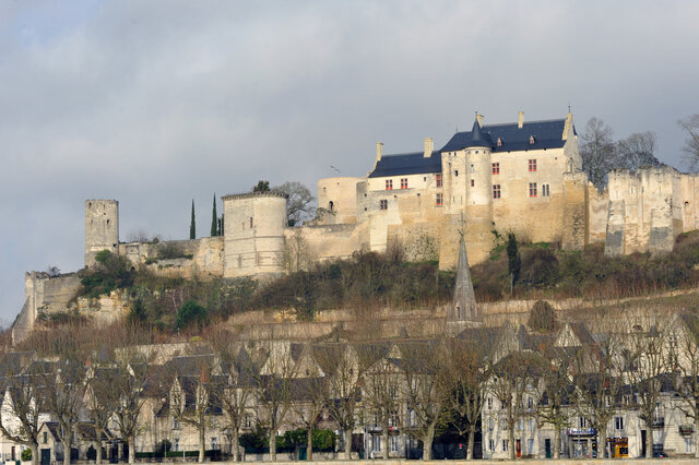 Poitiers e fortezza di Chinon (1308)