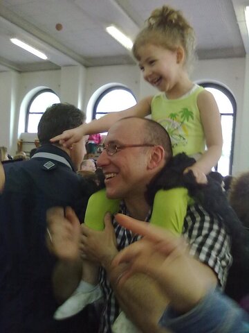 Joining dance in Italy (creativity)