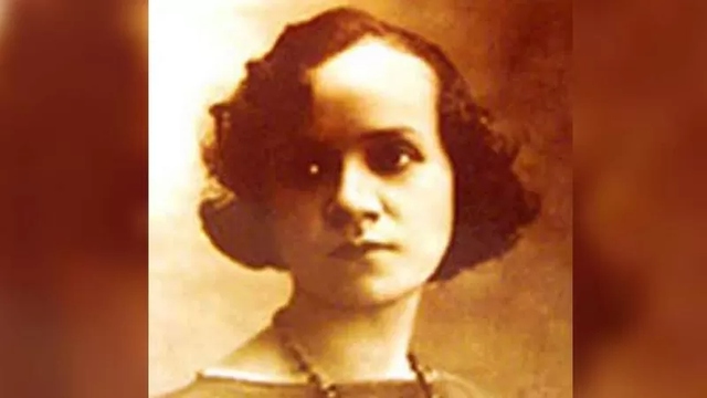 Primera mujer ecuatoriana en sufragar