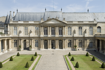 Décret de création des Archives nationales