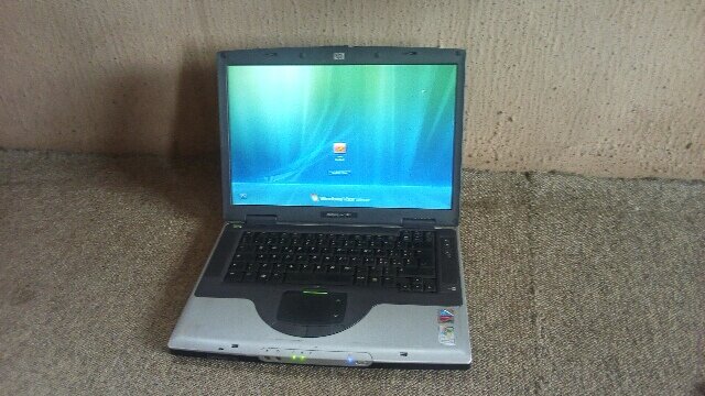HP COMPAQ Laptop