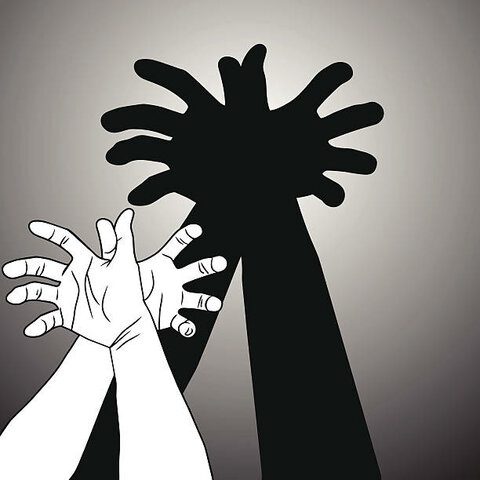 JUEGO DE SOMBRAS EN EUROPA