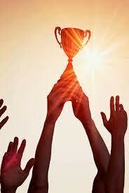 I MACEDONI CONQUISTANO LA GRECIA