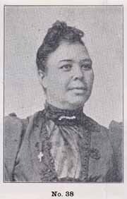 Prva amaterska knjižničarka