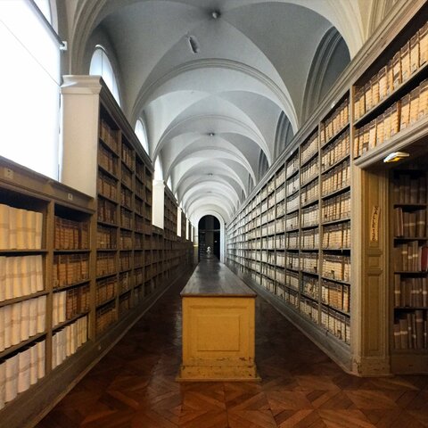 Création des Archives nationales