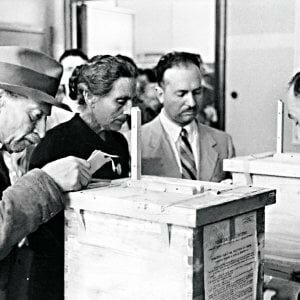 Italian institutional referendum