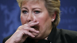 Timeline: De vigtiskte handlingene i språkhistorien og språkdebatten på 1800-tallet