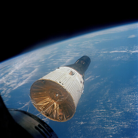 First Rendezvous in Space (Gemini)