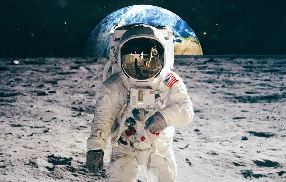 Llegada del Hombre a la luna (1969)