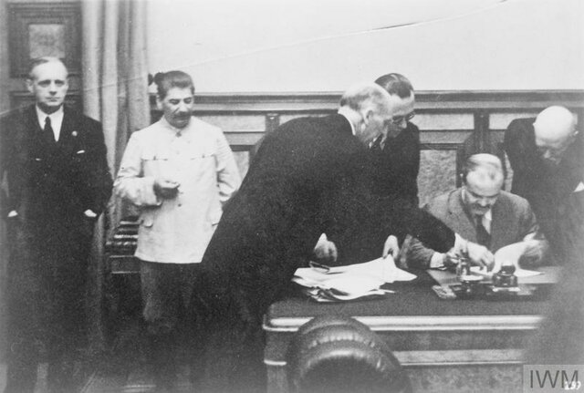 Non-Aggression Pact is Signed