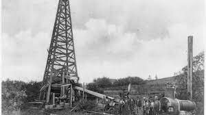 Perforación del primer pozo de petróleo en Titusville (EEUU)