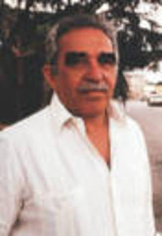 Inicia su proceso de escritor de novelas