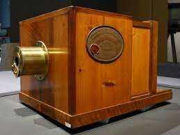 PRIMERA CAMARA COMERCIAL DE LA HISTORIA