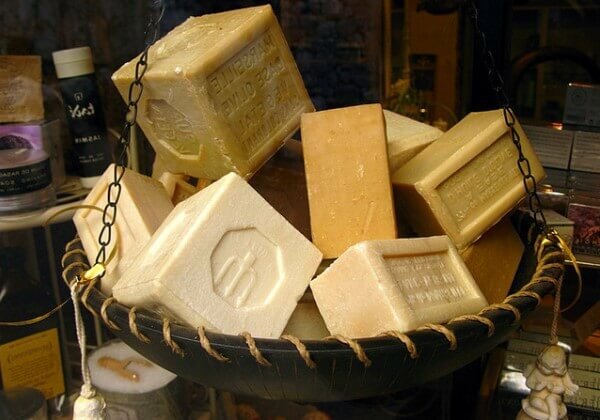 Invenció de la pastilla de sabó