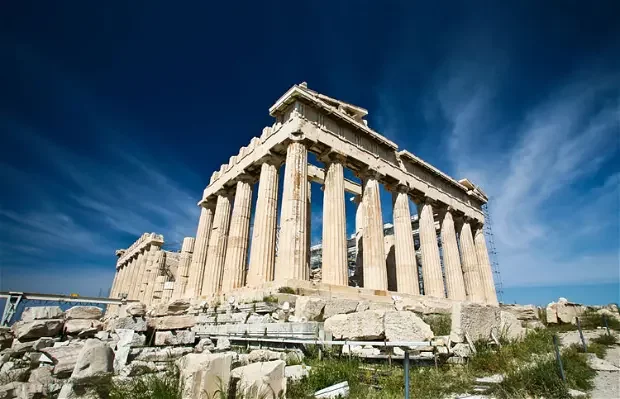 Comença la construccio del Partenó d'Atenas