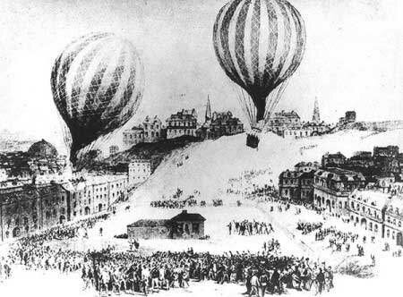 Balloons first used in war