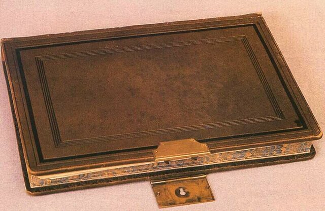 Margitsziget - Őszikék - Kapcsos könyv