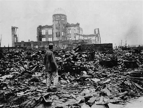 06 et 09 aout 1945 : Bombardement d'Hiroshima et de Nagasaki
