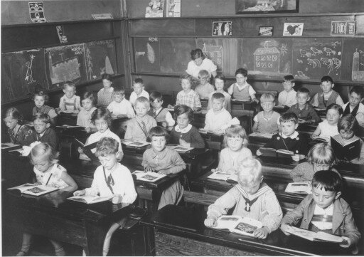 Law Limits Jews in Public Schools
