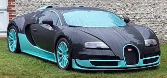 Bugatti Veyron is introduced