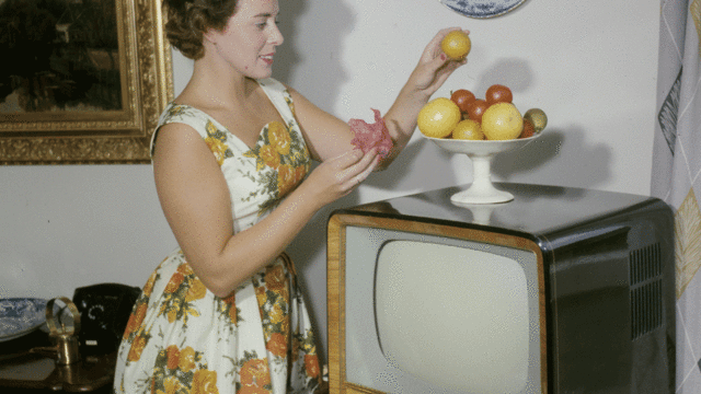 eerste officiële televisie-uitzending in Nederland