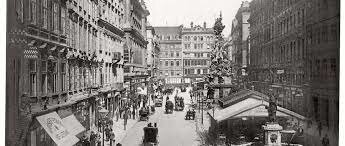 Hitler Moves to Vienna