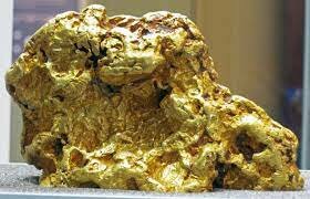 The Akan People Find Gold Near Ghana and Set Up the African Gold trade