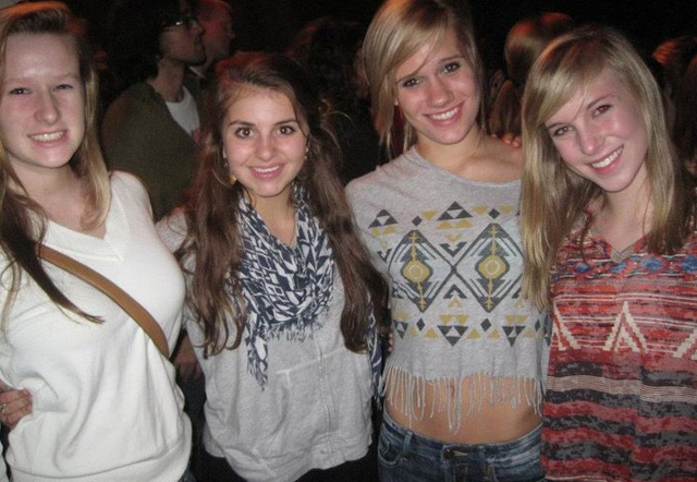 Fuimos en bicicleta a un concierto.