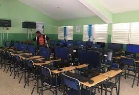 Instalación de 5 aulas de Videoconferencias en los recintos de ISFODOSU.