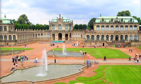 Zwinger galerii aed