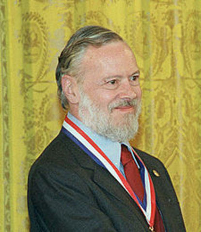 Dennis Ritchie, un experto en computación que creó el lenguaje de programación C, murió
