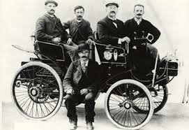 Peugeot intenta la produccion con un nuevo modelo diesel pero con 2 toneladas siendo el motor mas pesado en utilizarlo en un auto de pasajeros.