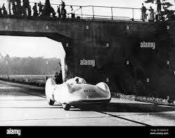 Tres meses despues...