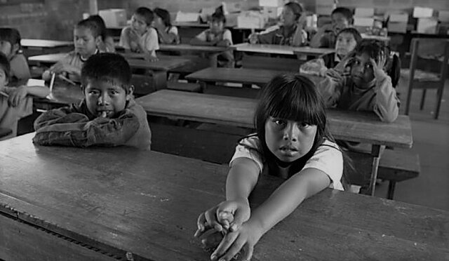 DECRETO  088  por el cual se reestructura el sistema educativo y se reorganiza el Ministerio de  Educación Nacional