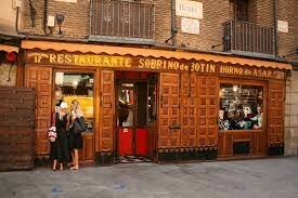 El primer restaurante del mundo