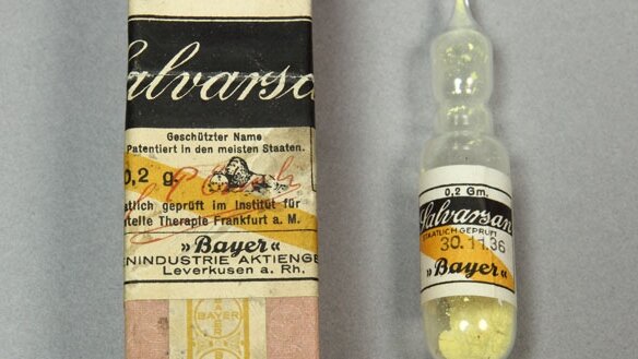 Ehrlich developed a synthetic arsenic drug to treat syphilis.