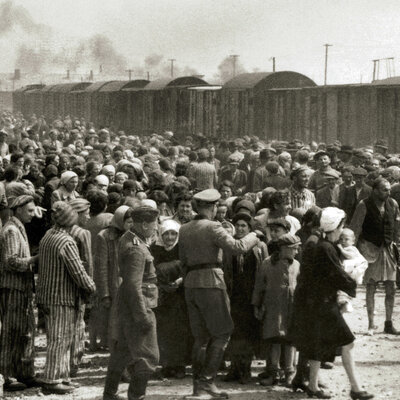 Timeline: Holocaust
