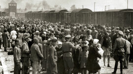 Timeline: Holocaust