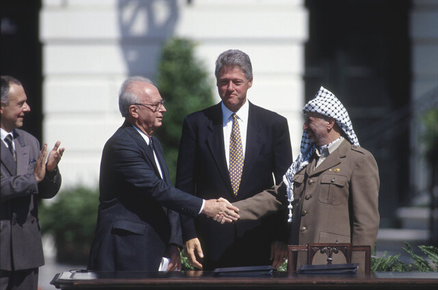 Firma de los acuerdos de armisticio de Siria y Israel.