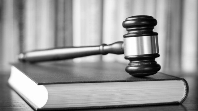 Ley que reconoce los derechos del autor durante 25 años