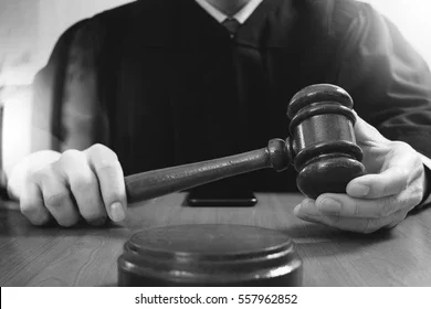 Rebaja los derechos de autor a 70 años