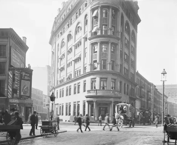 PRIMER RESTAURANTE LLEGA A USA